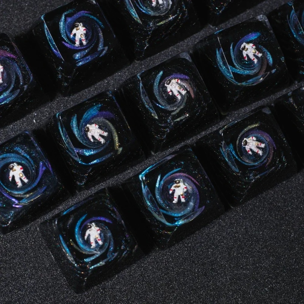 Artisan Keycap Astronaut Resin - Gaming Accessories To Gift 评论和价格