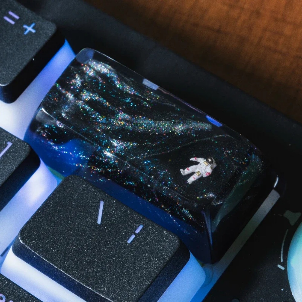 Artisan Keycap Astronaut Resin - Gaming Accessories To Gift 评论和价格